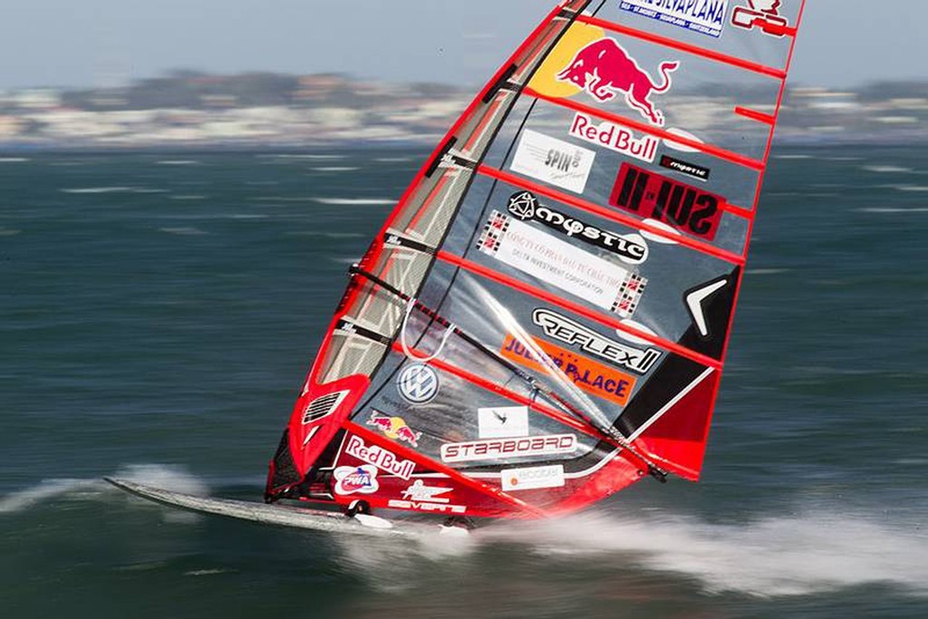 Dunkerbeck at full speed - PWA World Tour 2011 ©  John Carter / PWA http://www.pwaworldtour.com